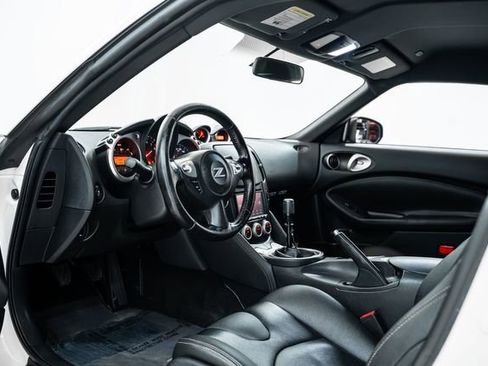 Used 2016 Nissan 370Z Touring Sport Mode with Many image 18