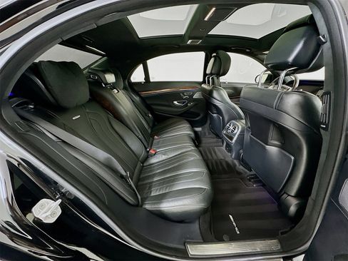 Used 2014 Mercedes-Benz S 63 AMG 4MATIC Sedan image 30