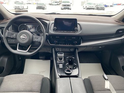 Used 2022 Nissan Rogue SV image 20