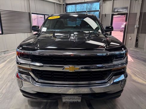 Used 2018 Chevrolet Silverado 1500 LT w/ All Star Edition AWD/4WD image 29