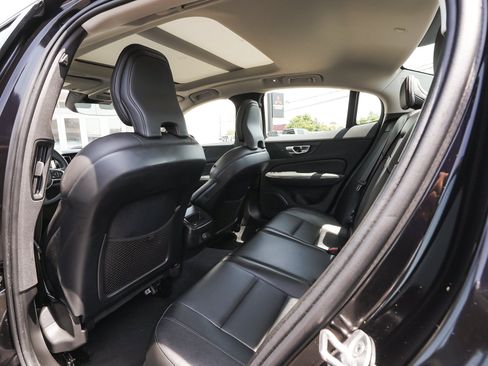 Used 2024 Volvo S60 B5 Core AWD/4WD image 34
