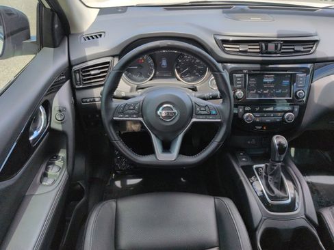 Used 2022 Nissan Rogue Sport SL w/ Premium Package AWD/4WD image 17