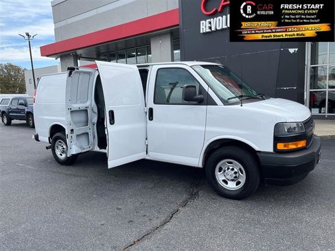 Used 2021 Chevrolet Express 2500 Extended w/ Driver Convenience Package RWD image 9