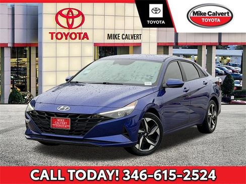Used 2023 Hyundai Elantra SEL w/ Convenience Package image 1