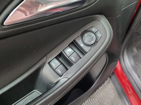 Used 2024 Buick Encore GX Preferred FWD image 27