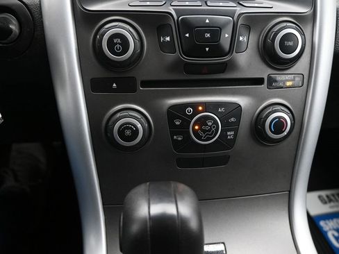 Used 2013 Ford Edge SE image 14