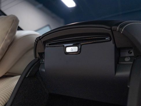 Used 2018 Mercedes-Benz S 63 AMG S 4MATIC Sedan image 32