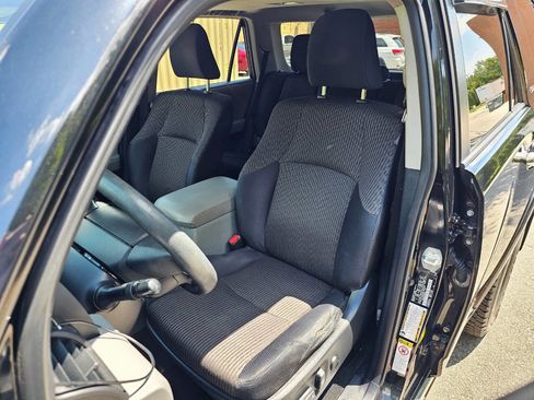 Used 2012 Toyota 4Runner SR5 w/ Convenience Pkg image 12