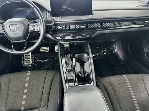 Used 2024 Honda Accord Sport image 18
