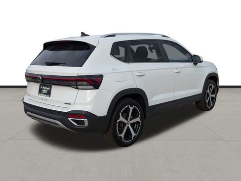 New 2026 Volkswagen Taos SEL AWD/4WD image 5