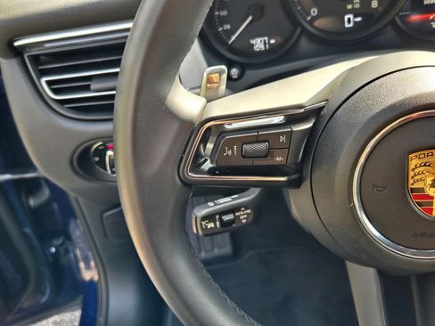 Certified 2025 Porsche Macan image 27