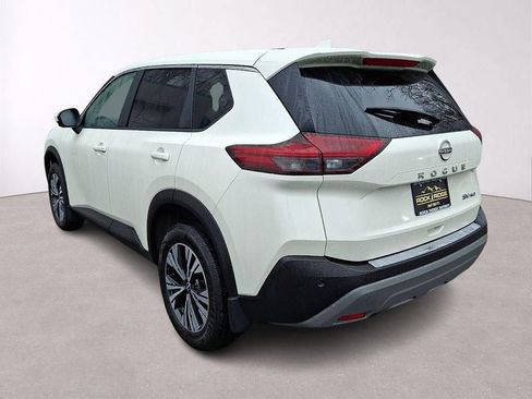 Used 2023 Nissan Rogue SV AWD/4WD image 5