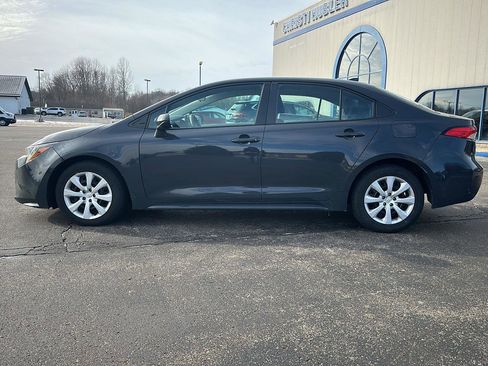 Used 2023 Toyota Corolla LE image 8