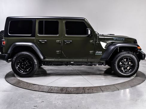 Used 2023 Jeep Wrangler Unlimited w/ 8.4" Radio Group AWD/4WD image 7