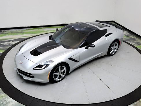 Used 2015 Chevrolet Corvette Stingray Coupe RWD image 26