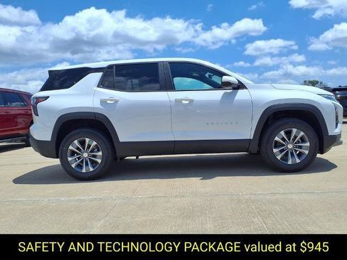 New 2026 Chevrolet Equinox LT w/ Safety and Technology Package AWD/4WD image 2