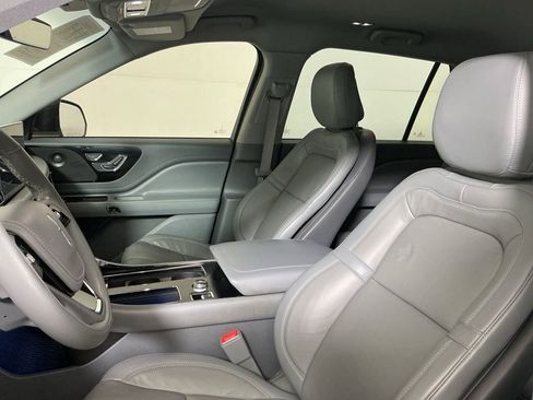 Used 2020 Lincoln Aviator Reserve image 21