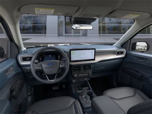 New 2026 Ford Maverick Lariat w/ Black Appearance Package image 9