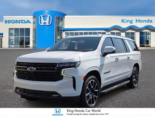 Used 2023 Chevrolet Suburban RST w/ Luxury Package AWD/4WD image 1
