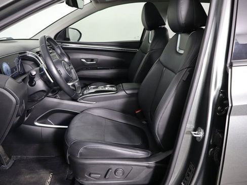 Used 2023 Hyundai Tucson Limited image 16