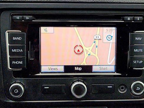 Used 2011 Volkswagen Jetta SEL image 20