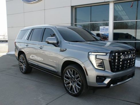 Used 2025 GMC Yukon Denali Ultimate image 8