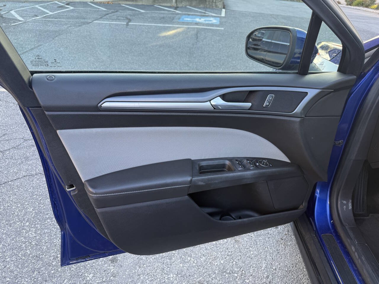 Used 2014 Ford Fusion S FWD image 9