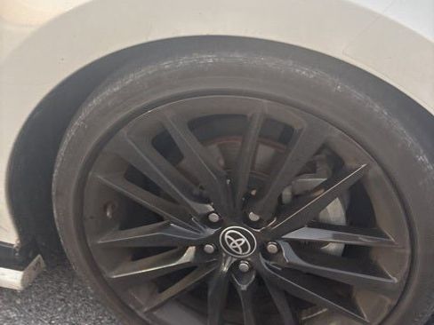 Used 2022 Toyota Camry XSE image 6