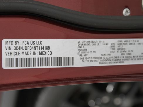 Used 2022 Jeep Compass Latitude w/ Sun and Sound Group image 21