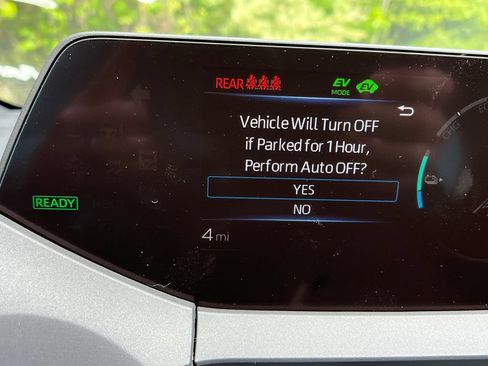New 2026 Toyota Prius Plug-In Hybrid FWD image 15