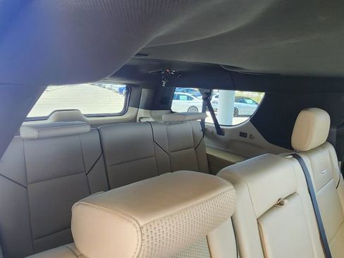 Used 2024 Cadillac Escalade ESV Premium Luxury w/ LPO, Floor Liner Package AWD/4WD image 30