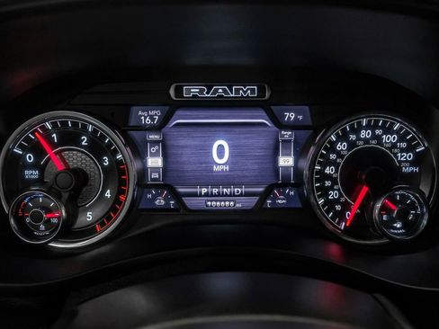 Used 2020 RAM 2500 Laramie w/ Night Edition image 18