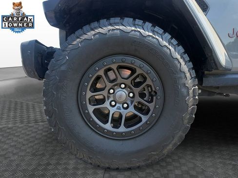 Used 2022 Jeep Wrangler Unlimited Rubicon w/ Xtreme Recon 35" Tire Package AWD/4WD image 20