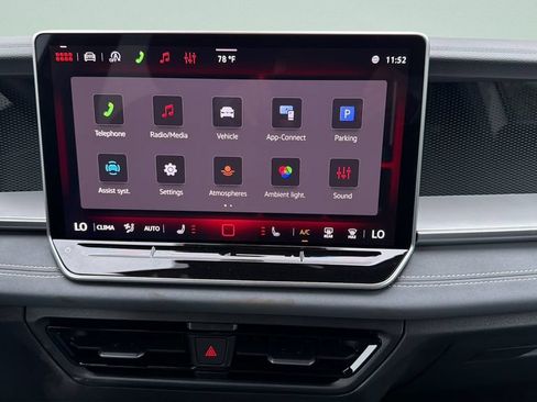New 2026 Volkswagen Tiguan SE R-Line FWD image 20