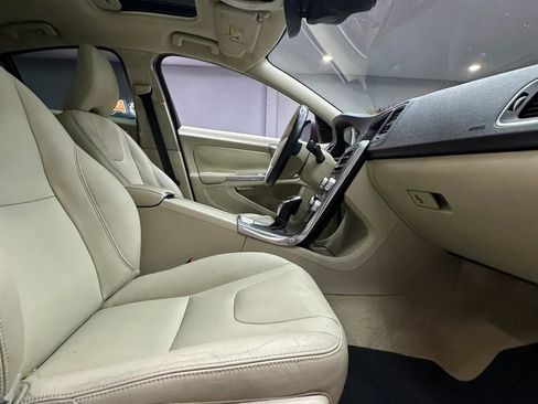 Used 2016 Volvo S60 T5 Premier FWD image 31