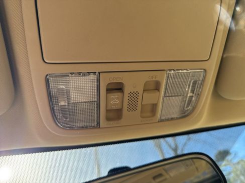 Used 2011 Honda CR-V EX-L image 8