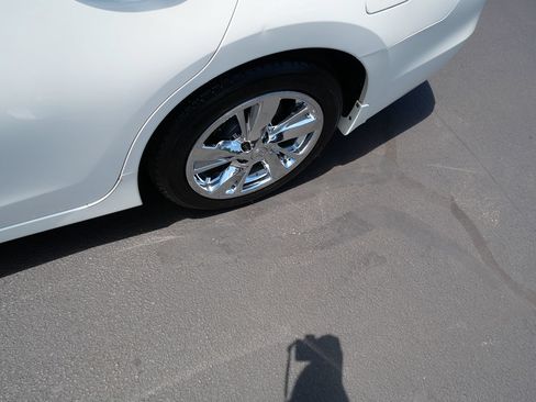Used 2013 Nissan Altima 2.5 SL FWD image 34