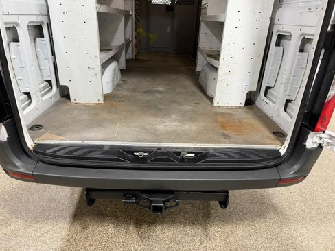 Used 2021 Mercedes-Benz Sprinter 3500 image 22