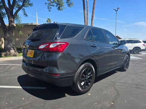 Used 2020 Chevrolet Equinox LS image 9
