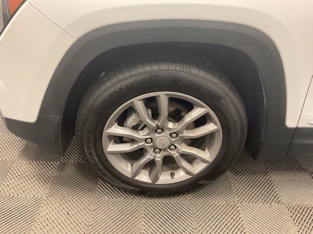 Used 2024 GMC Terrain SLT AWD/4WD image 14