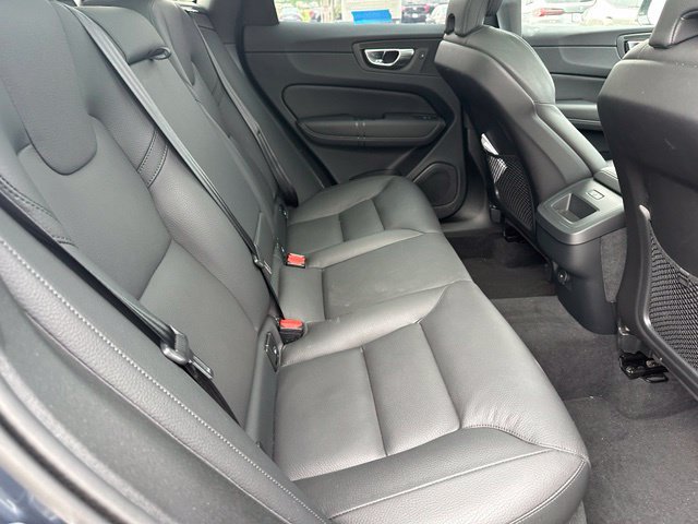 Used 2025 Volvo XC60 B5 Plus AWD/4WD image 12