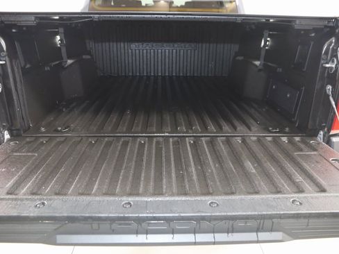 Used 2025 Toyota Tacoma TRD Off-Road image 47