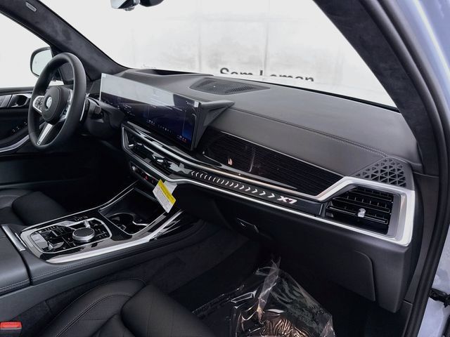 New 2027 BMW X7 xDrive40i w/ M Sport Package AWD/4WD image 32