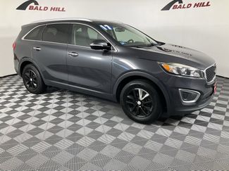 Used 2017 Kia Sorento LX w/ LX Convenience Package image 1