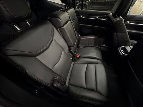 Certified 2024 Cadillac XT6 Sport w/ Technology Package image 28