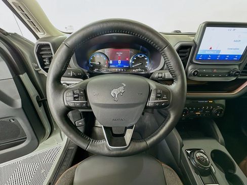 Used 2023 Ford Bronco Sport Outer Banks w/ Tech Package AWD/4WD image 11
