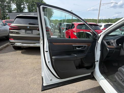 Used 2021 Honda CR-V Touring image 21