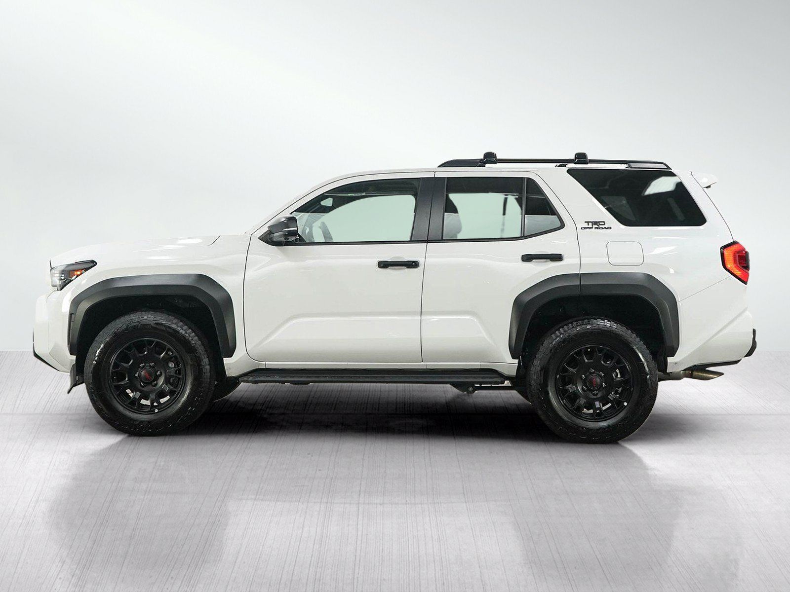 Used 2025 Toyota 4Runner TRD Off-Road Premium w/ Tow Technology Package AWD/4WD image 2
