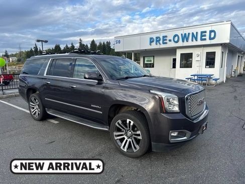 Used 2017 GMC Yukon XL Denali w/ Open Road Package AWD/4WD image 1