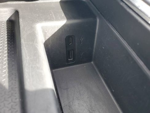 Certified 2025 GMC Acadia Elevation image 32